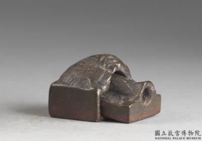 图片[3]-Bronze seal cast with “Qu Houjun yin”, Han dynasty (206 BCE-220 CE)-China Archive